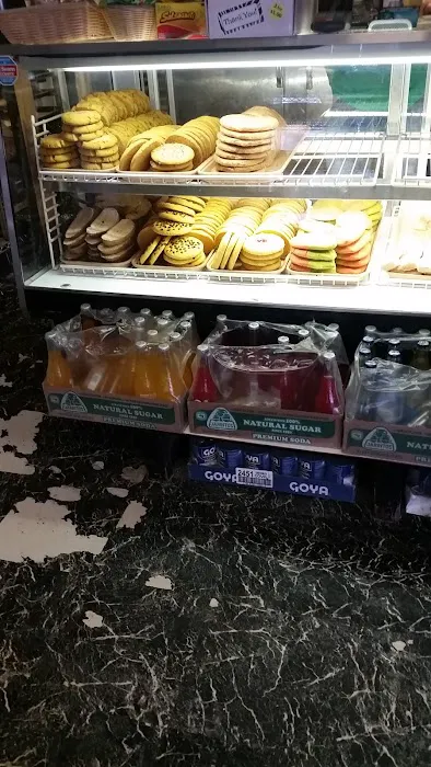 Florita's Bakery Picture 2