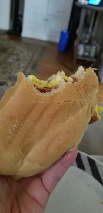 Florita's Bakery Picture 10