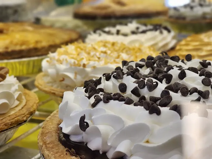 Minooka Pastry Shop Picture 9