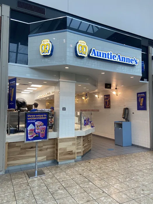Auntie Anne's Picture 1