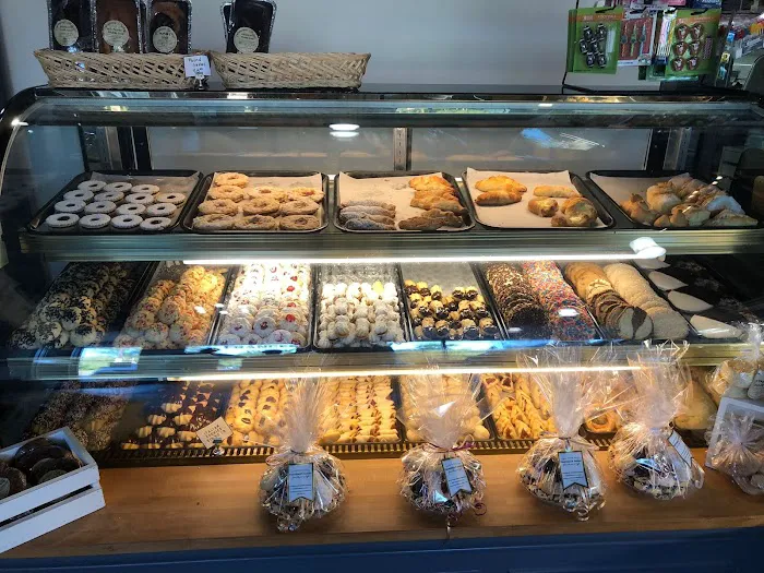 Francesca's Bakery Picture 6