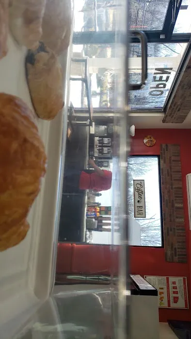 5 BROTHERS BAGELS & DELI Picture 2