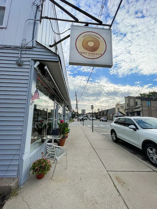 Lincoln Park Hot Bagels Picture 7