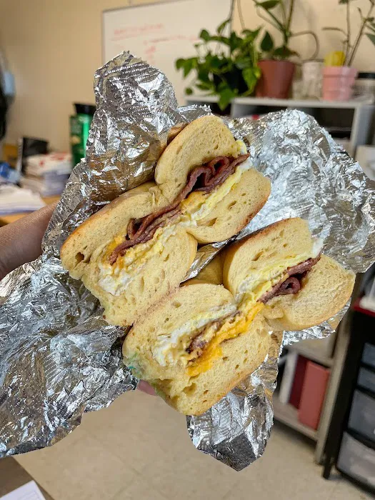 Lincoln Park Hot Bagels Picture 6