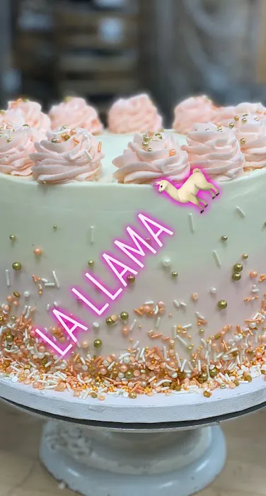 La Llama Bakery & Deli Picture 6