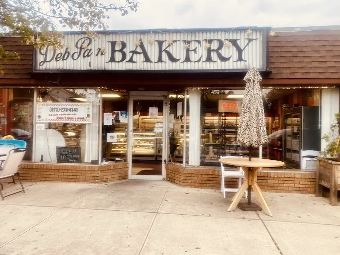 Deb Pam Bakery Picture 5
