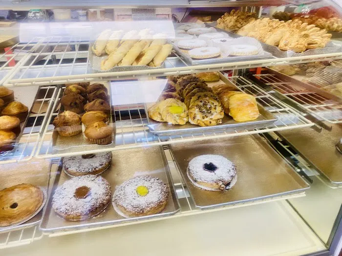 Deb Pam Bakery Picture 6