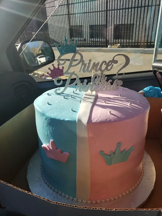 Mary's Cakes Picture 4