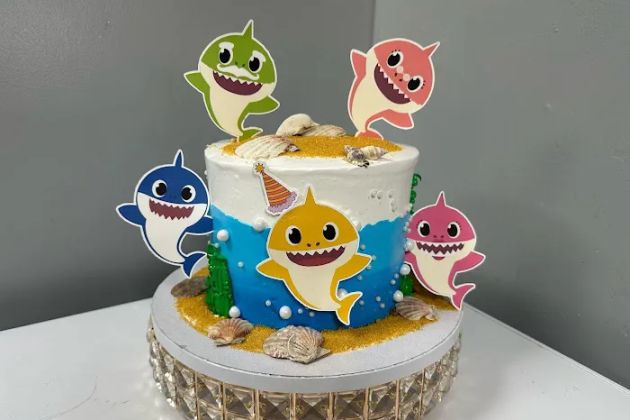 D' ADE CAKE A&J