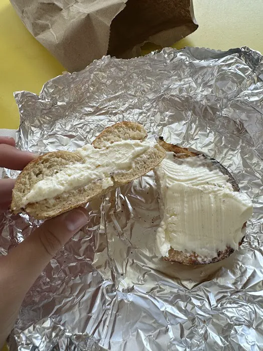 Boomberg's Bagels Grill and Deli Picture 9