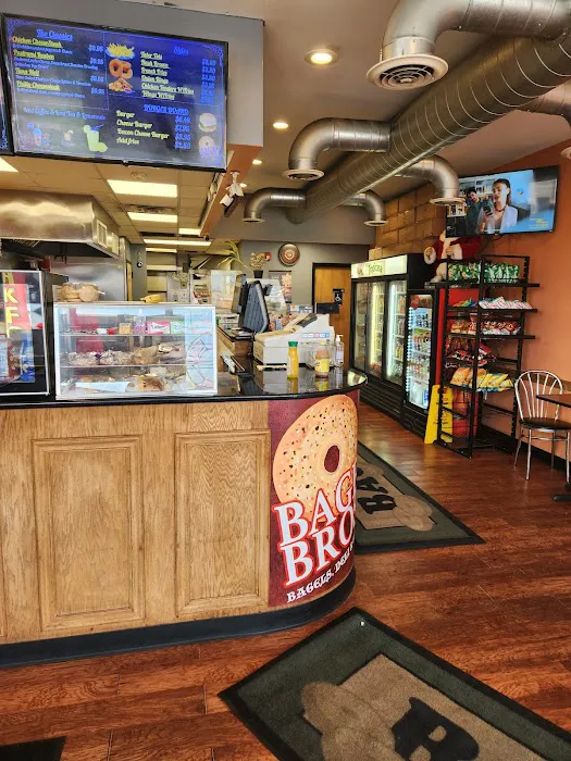 Bagel Bros Deli Picture 3