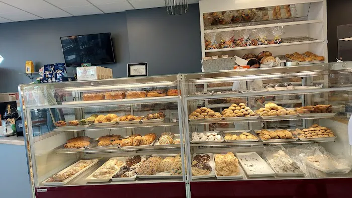 Maria's Italian Bakery Picture 5