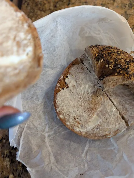 Bagel Twist & Deli Picture 1
