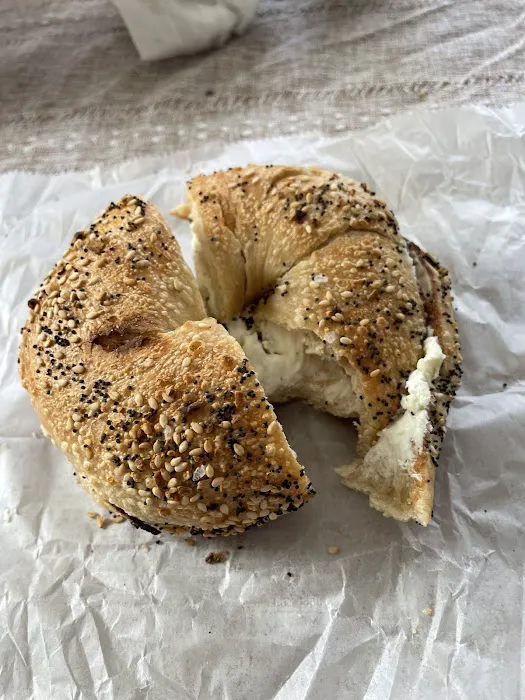 Bagel Twist & Deli Picture 5