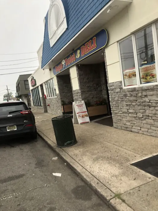 Bagel Twist & Deli Picture 4