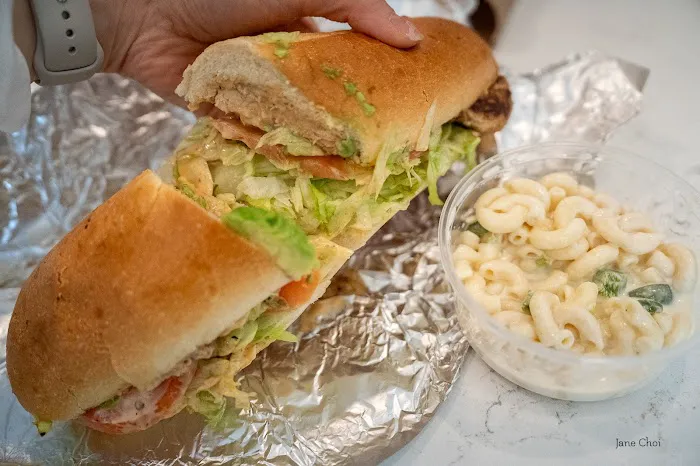 Bagel Twist & Deli Picture 6