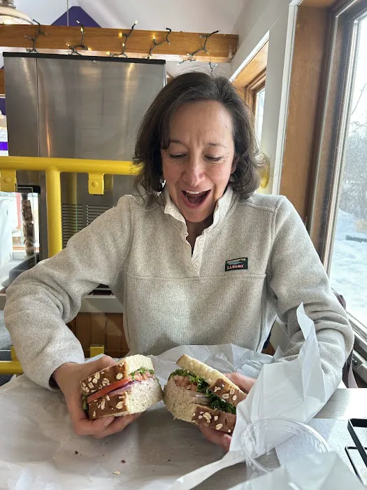 Zoey's Deli & Bakery Picture 4