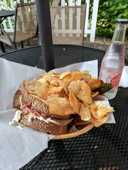Zoey's Deli & Bakery Picture 2