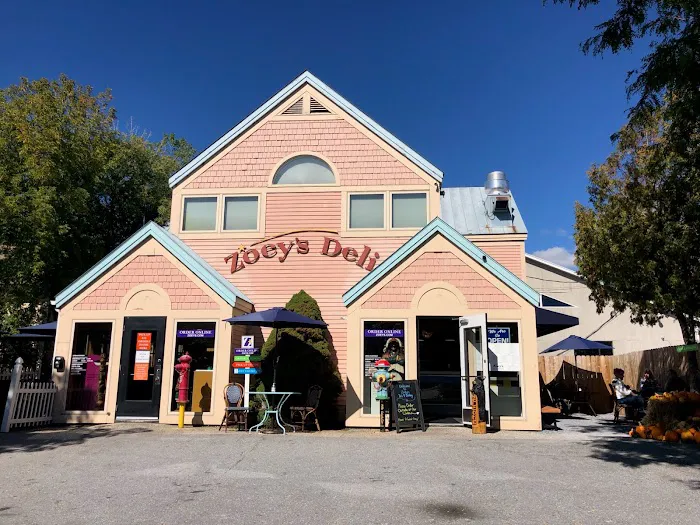 Zoey's Deli & Bakery Picture 9