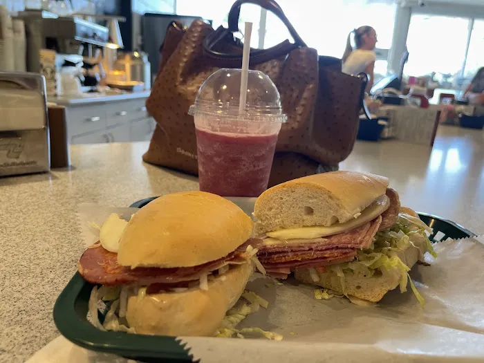 Bella-Napoli Italian Bakery Picture 2