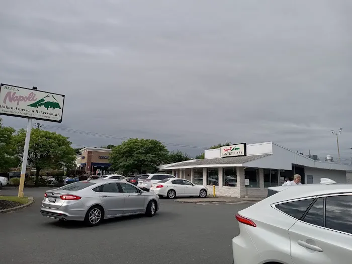 Bella-Napoli Italian Bakery Picture 1