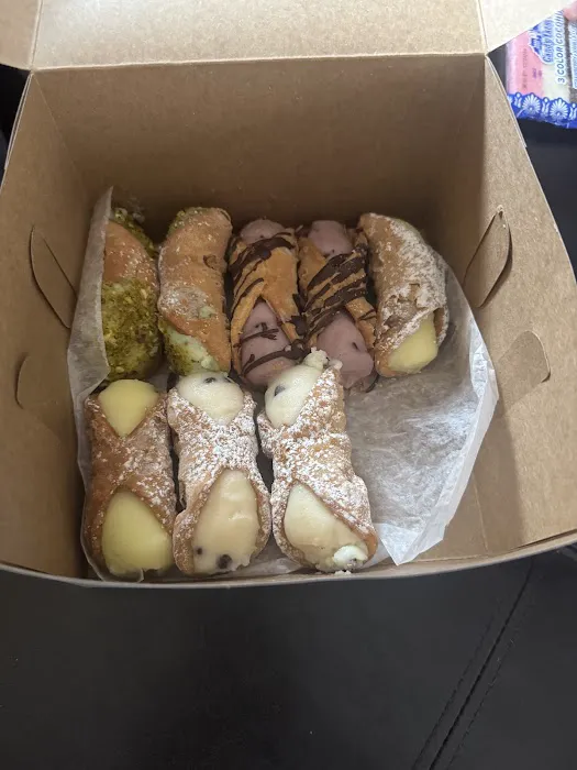 Bella-Napoli Italian Bakery Picture 10