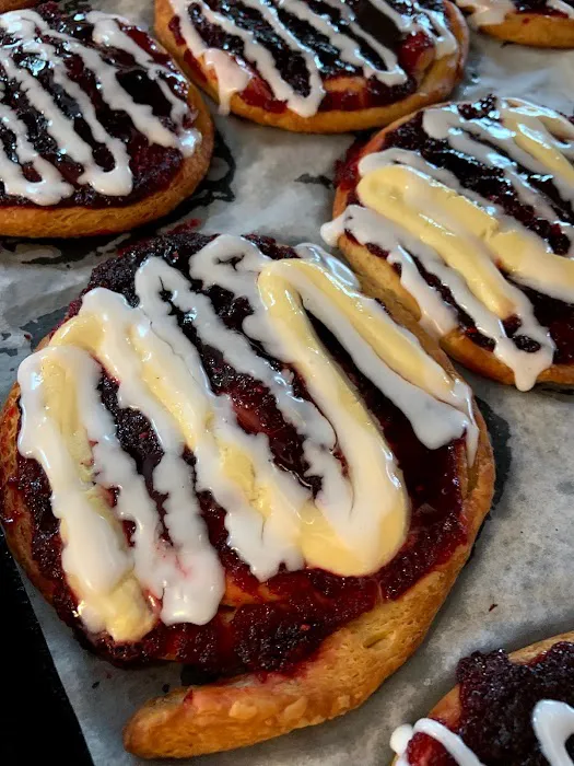 Woolfie's Coffee and Breakfast Bakery Picture 7