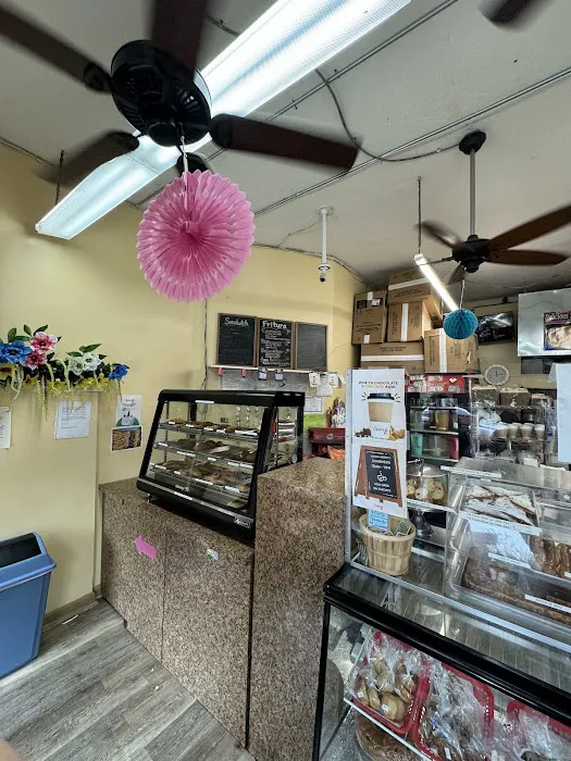 Caramelo Bakery & Cafe Picture 1