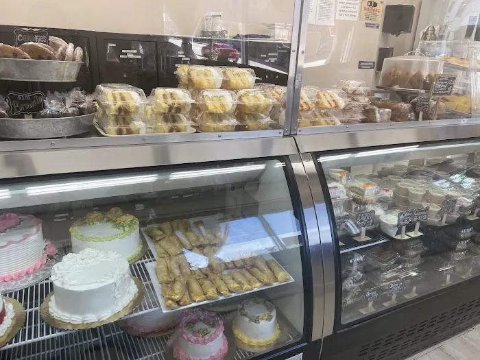 Gondres Bakery Picture 1