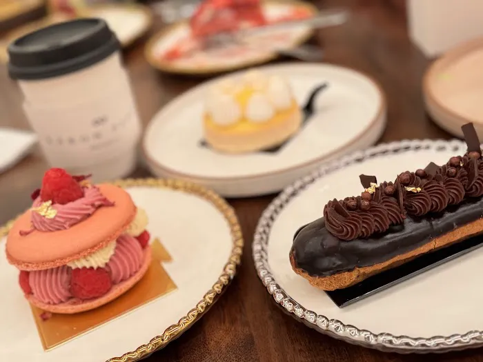 Lakon Paris Patisserie Picture 8