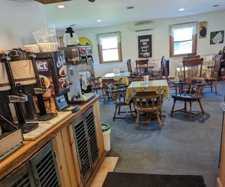 Heritage Deli & Bakery