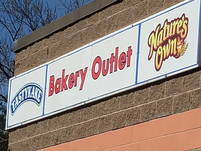 Country Kitchen Thrift Store/ Bakery Outlet Picture 5