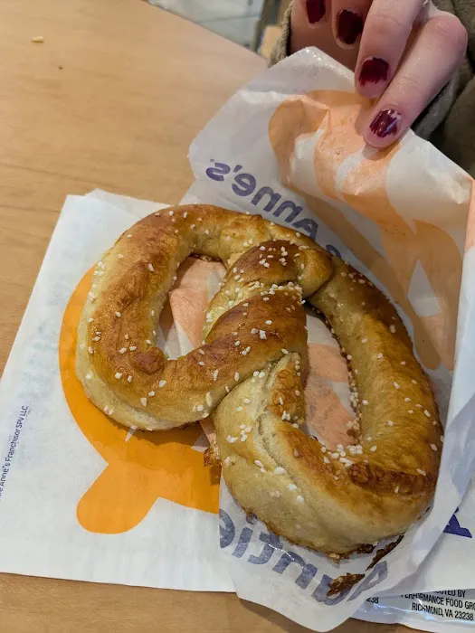 Auntie Anne's Picture 1