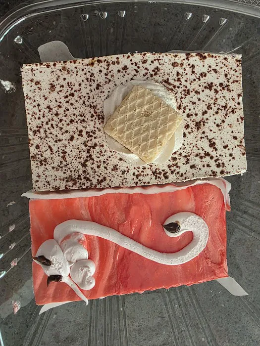 Shris Bakery & Snacks Picture 8