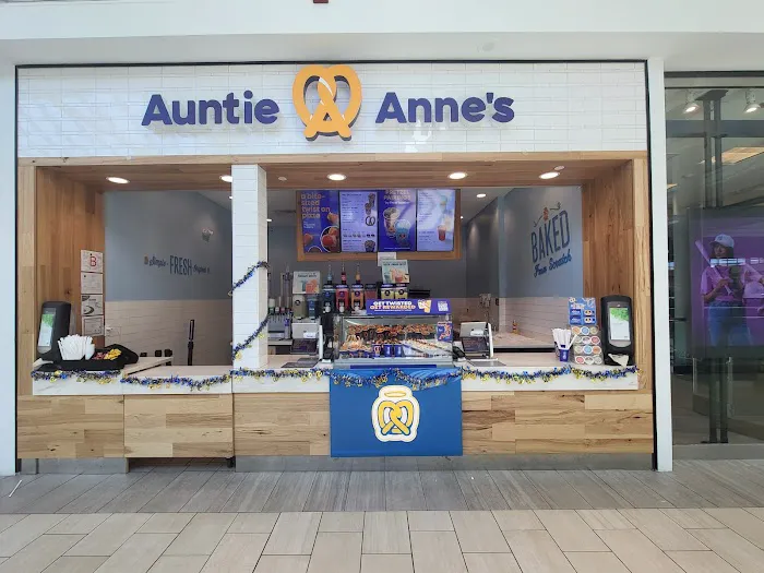 Auntie Anne's Picture 4
