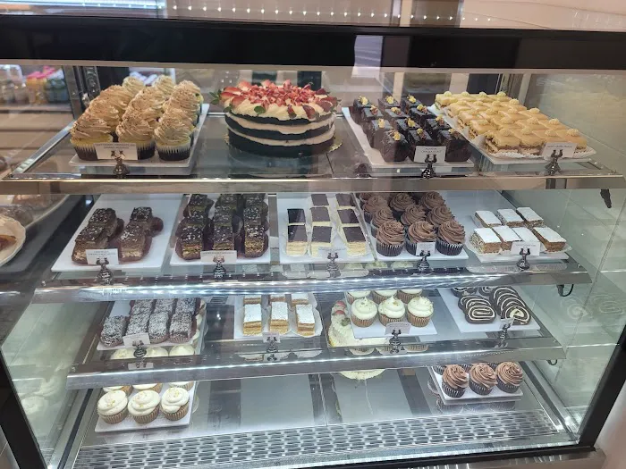 BIY Foods Bakery Café Picture 9