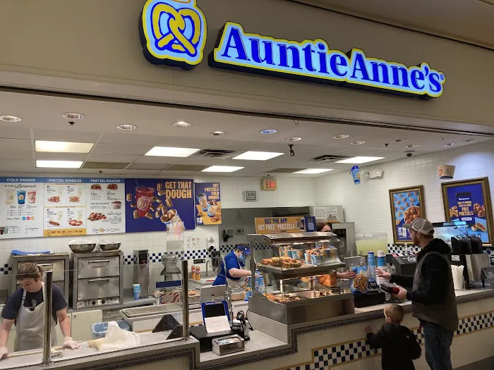 Auntie Anne's Picture 1
