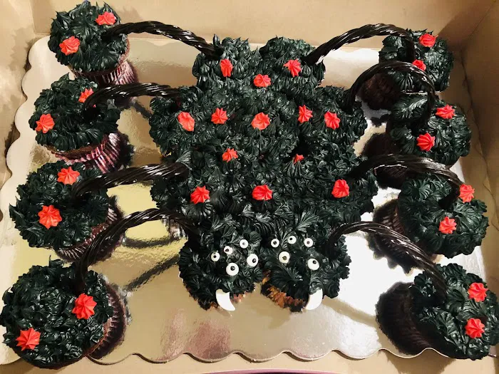 Carson' Custom Creative Cakes Picture 8