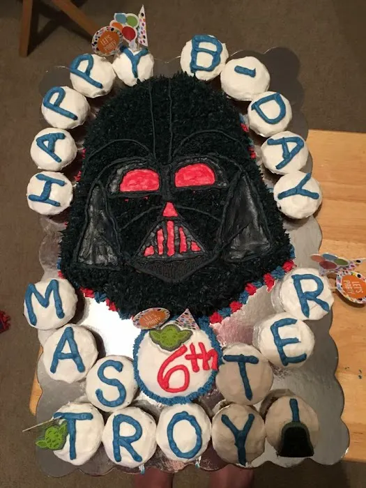 Carson' Custom Creative Cakes Picture 5
