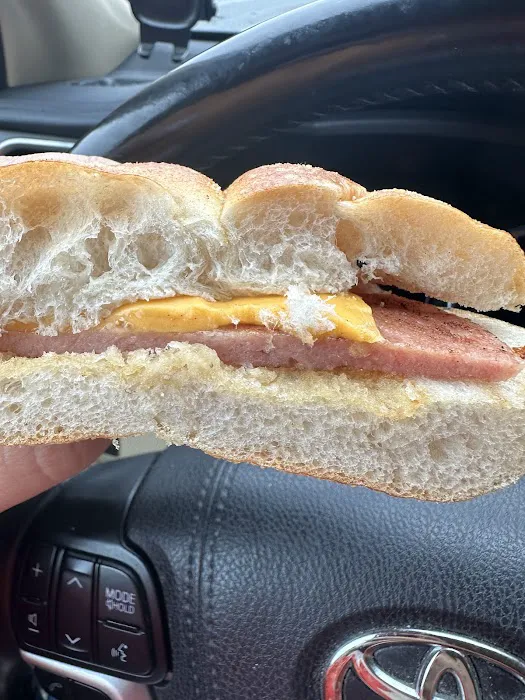 Hot Bagels & Deli Picture 5