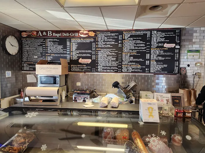 A&B Bagels and Deli Picture 8