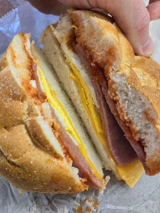 A&B Bagels and Deli Picture 5