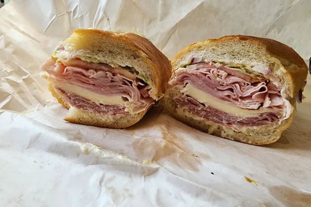 A&B Bagels and Deli