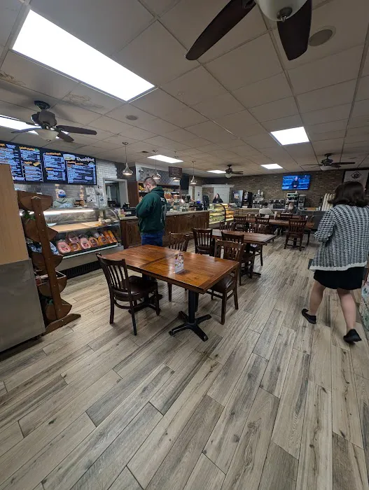 A&B Bagels and Deli Picture 9