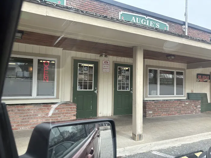 Augie's Brooklyn Bagels & Deli Picture 4