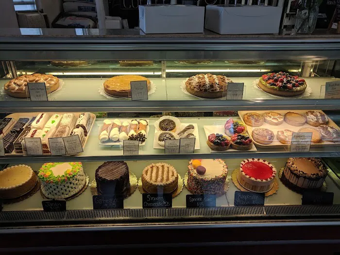 Cafe Pierrot Picture 1