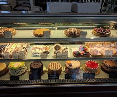 Cafe Pierrot