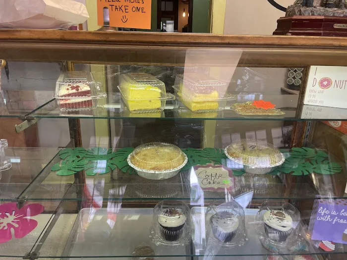 Cwikla's Quality Bakery Picture 6