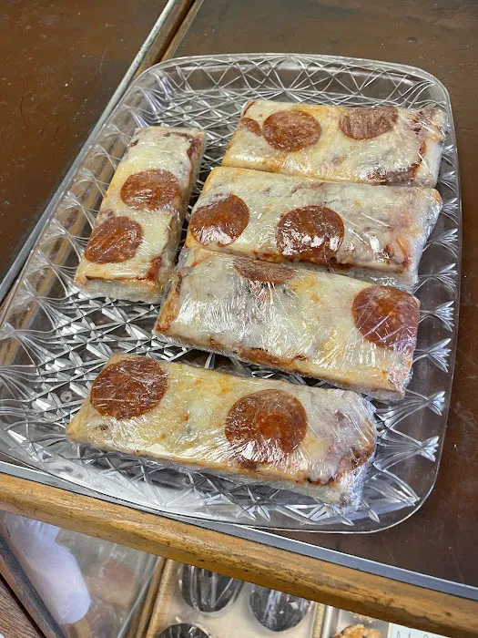 Cwikla's Quality Bakery Picture 8
