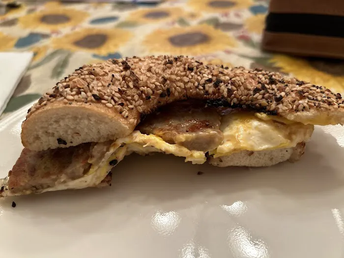 Kinnelon Bagels Deli & Cafe Picture 3